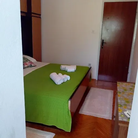 Ruzica Saric 3*